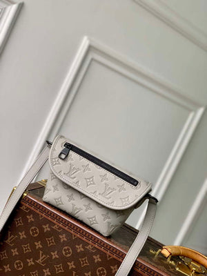 LV M14794 Louis Vuitton M12636 Pulse Wearable Wallet Sand - Default Title - View 1