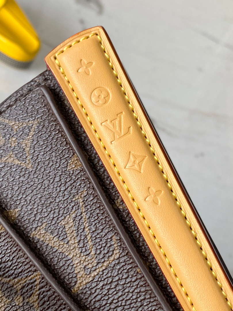 LV M14804 Louis Vuitton LV Fan Cross-body Bag Monogram