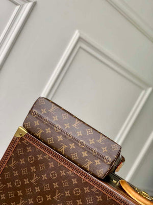 LV M14891 Louis Vuitton Cosmetic Pouch GM Bag Monogram - Default Title - View 4