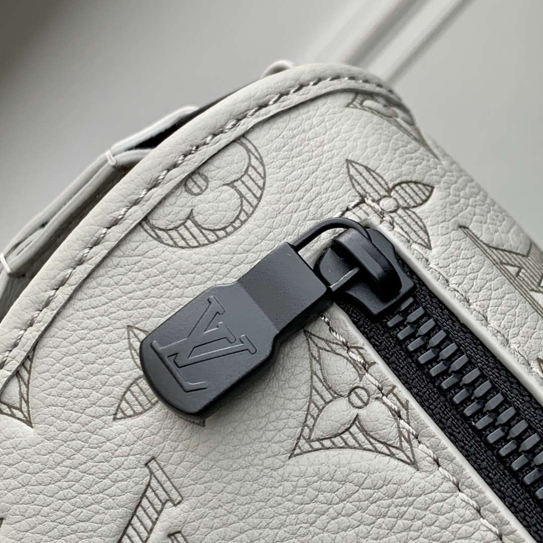LV M14912 Louis Vuitton Pulse Messenger Bag Sand