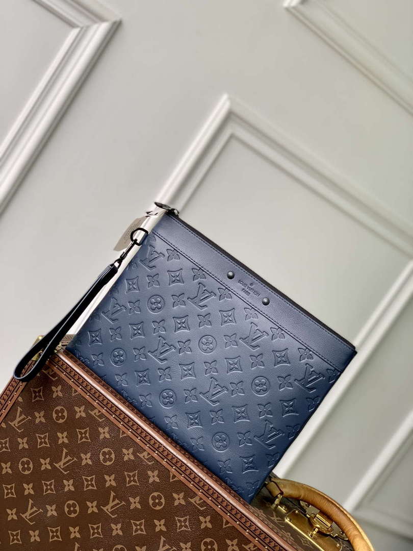 LV M14914 Louis Vuitton Pochette To-Go Bag Navy Blue