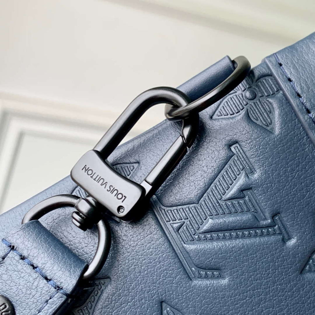 LV M14914 Louis Vuitton Pochette To-Go Bag Navy Blue