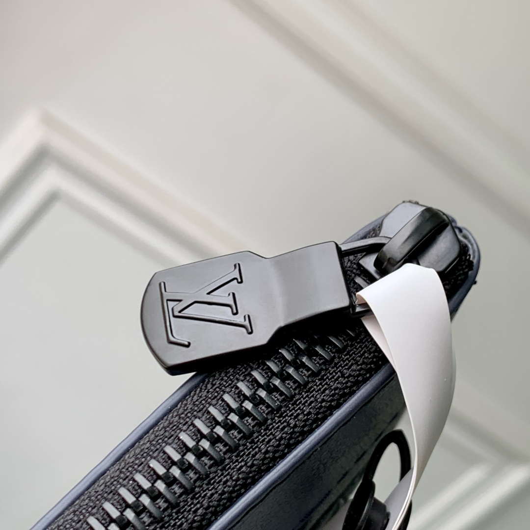 LV M14914 Louis Vuitton Pochette To-Go Bag Navy Blue
