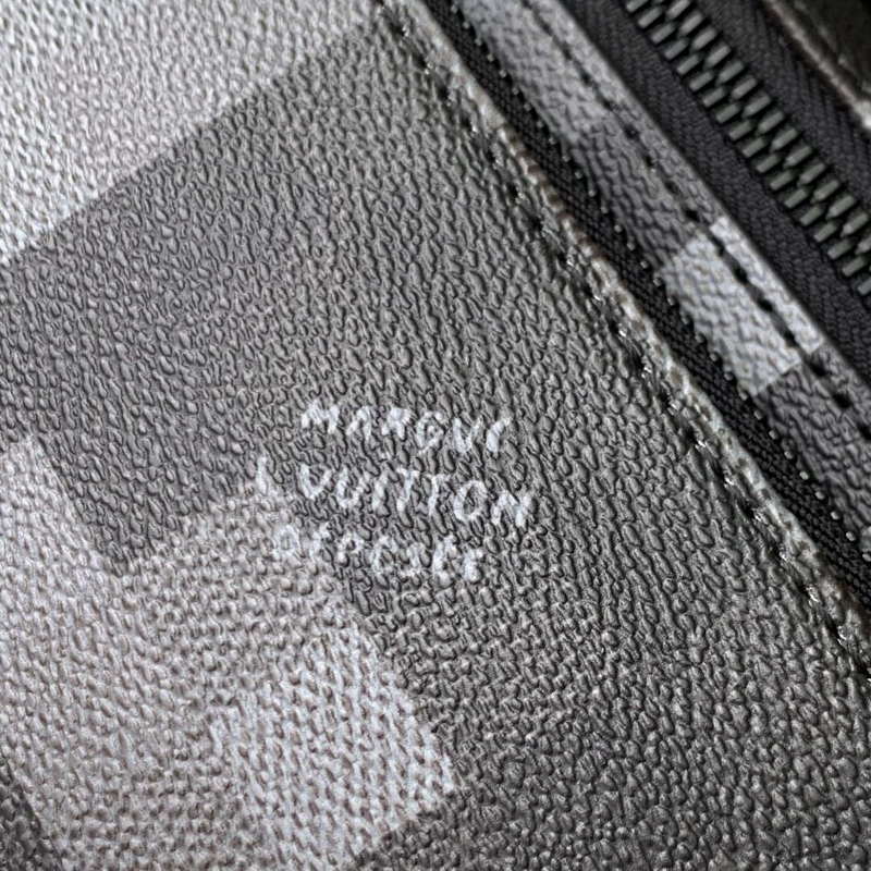 LV M14920 Louis Vuitton Rush Bumbag Black