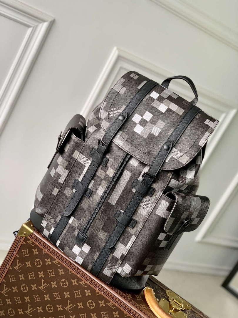 LV M14952 Louis Vuitton Christopher MM Backpack Black