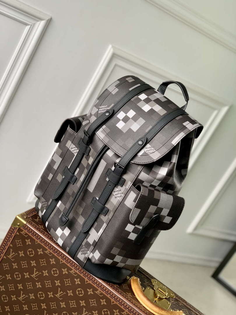 LV M14952 Louis Vuitton Christopher MM Backpack Black