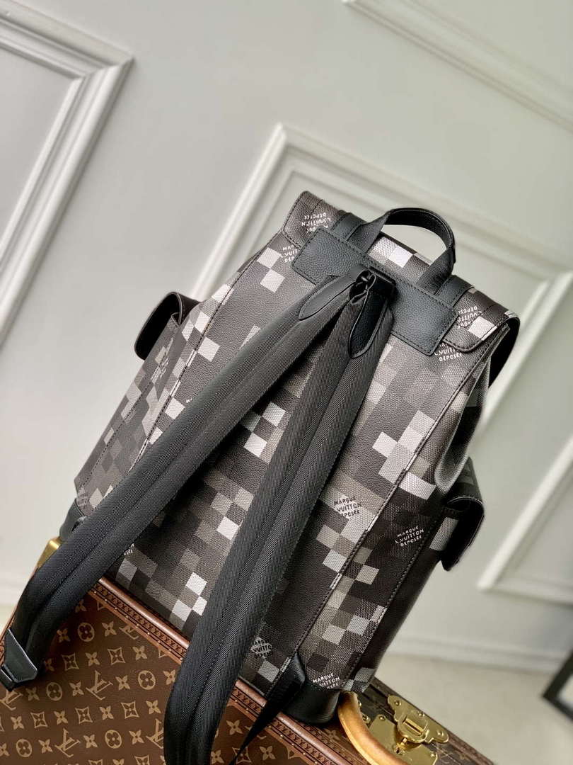 LV M14952 Louis Vuitton Christopher MM Backpack Black