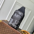 LV M14953 Louis Vuitton Avenue Slingbag Black