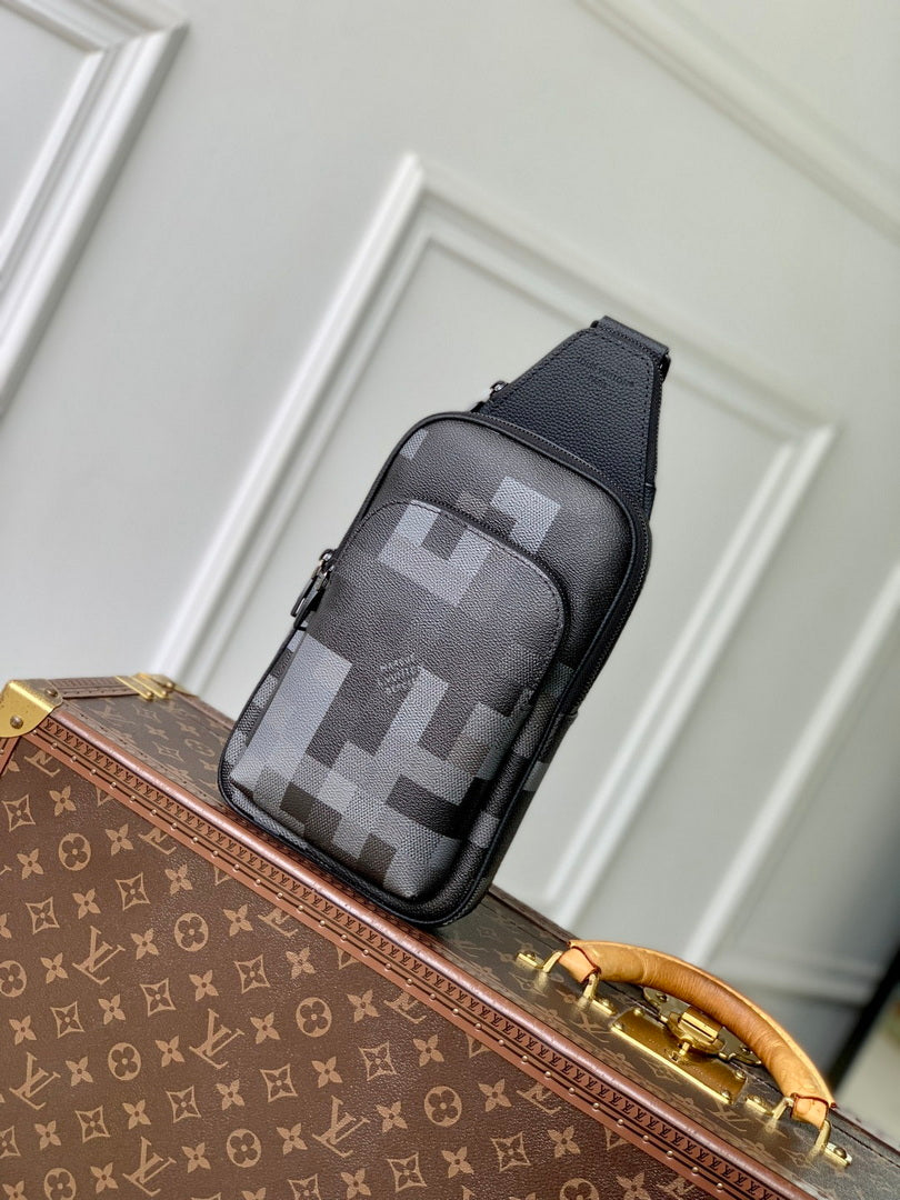 LV M14953 Louis Vuitton Avenue Slingbag Black