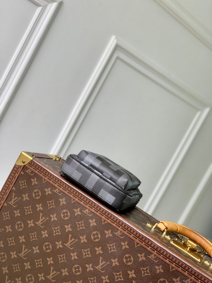 LV M14953 Louis Vuitton Avenue Slingbag Black