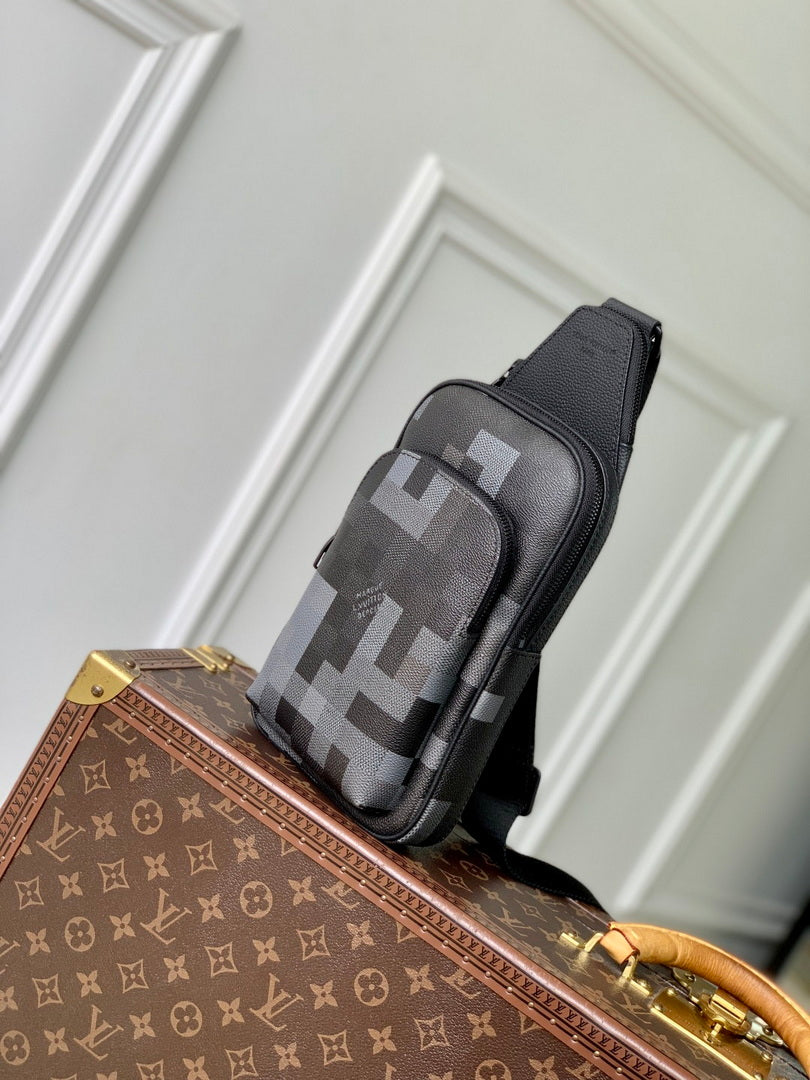 LV M14953 Louis Vuitton Avenue Slingbag Black