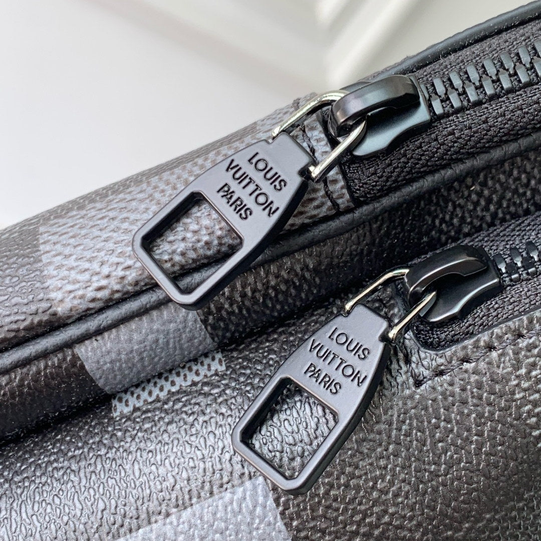 LV M14953 Louis Vuitton Avenue Slingbag Black