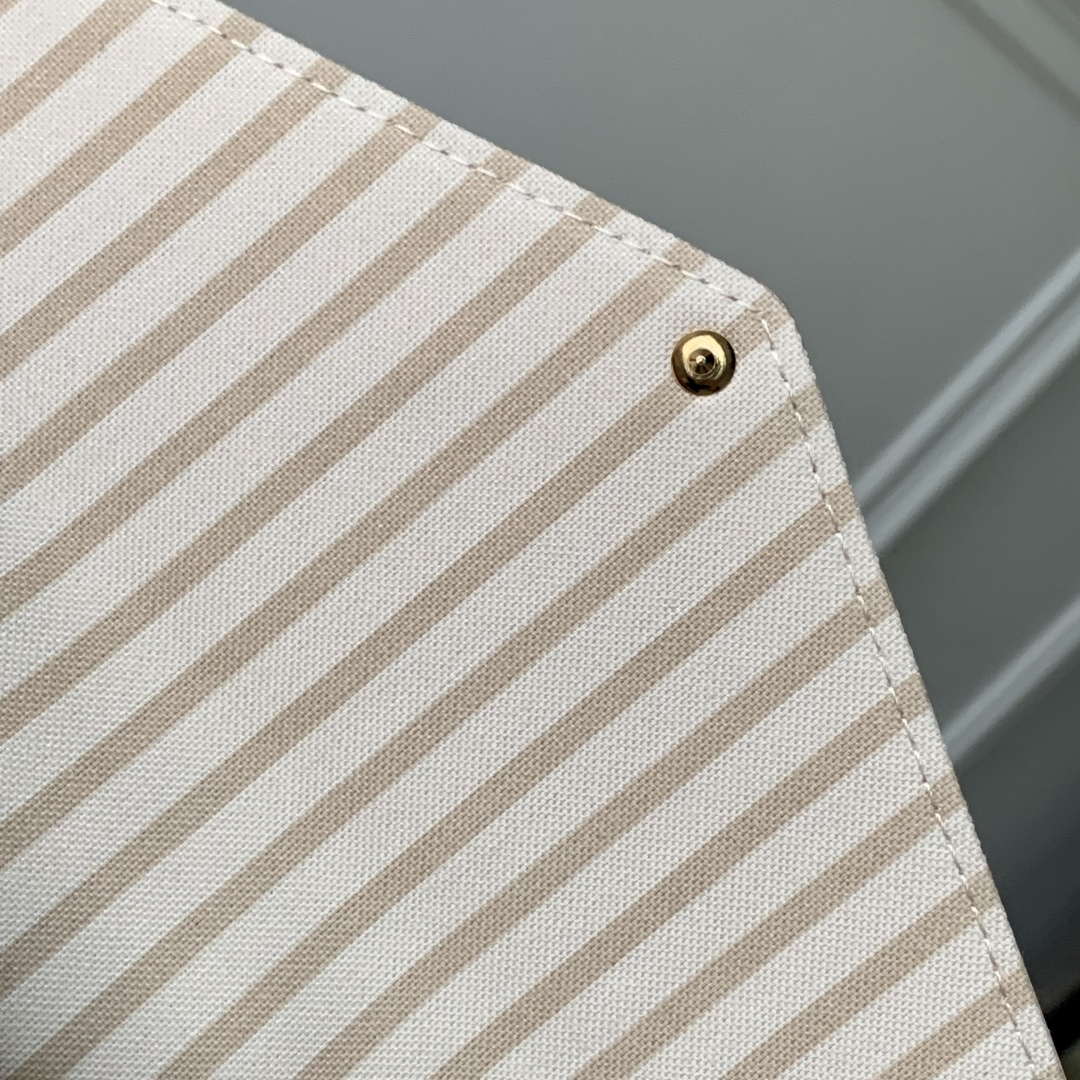 LV M14968 Louis Vuitton F¨¦licie Pochette Bag Bicolor Eden