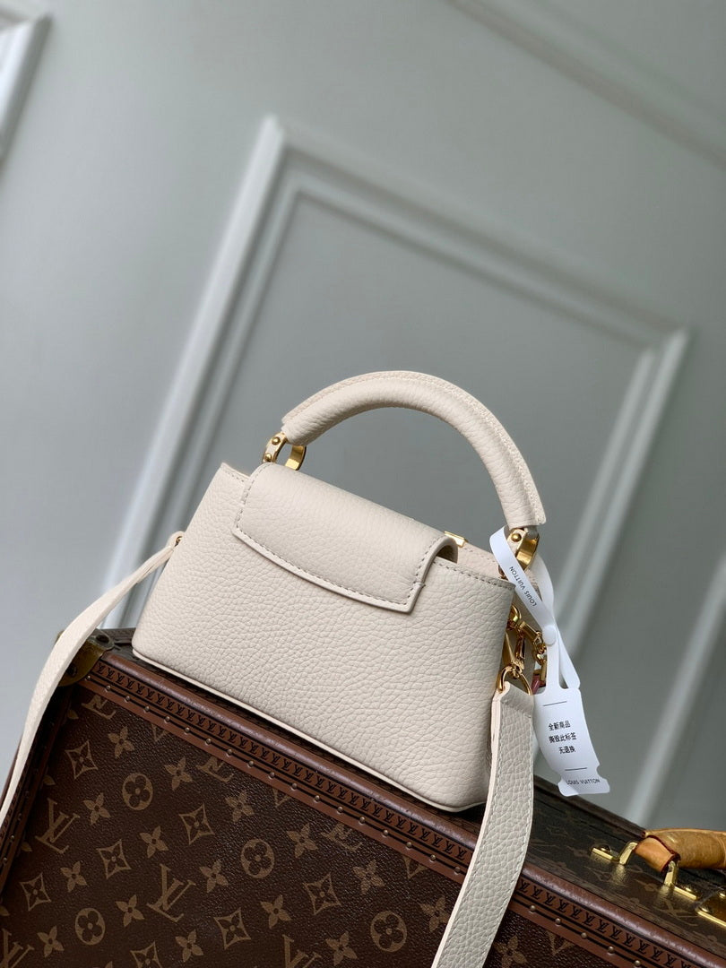LV M14970 Louis Vuitton Capucines BB Bag White