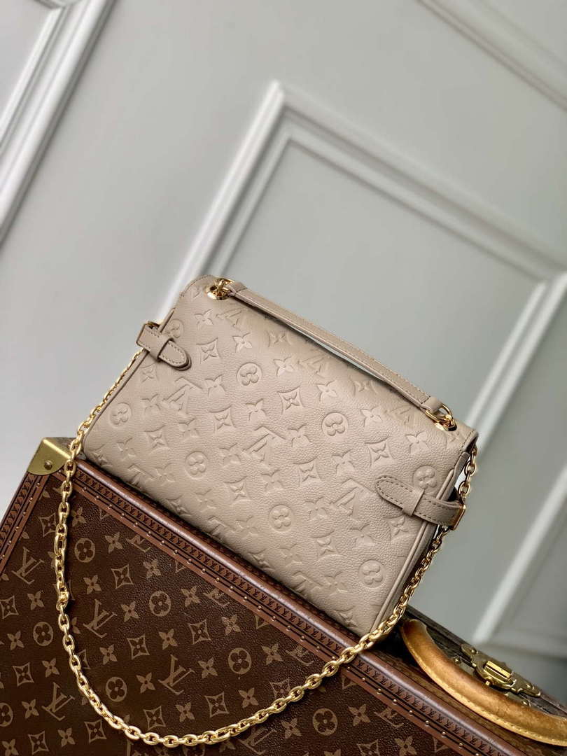 LV M14973 Louis Vuitton Anytime Flap Bag Tourterelle Gray