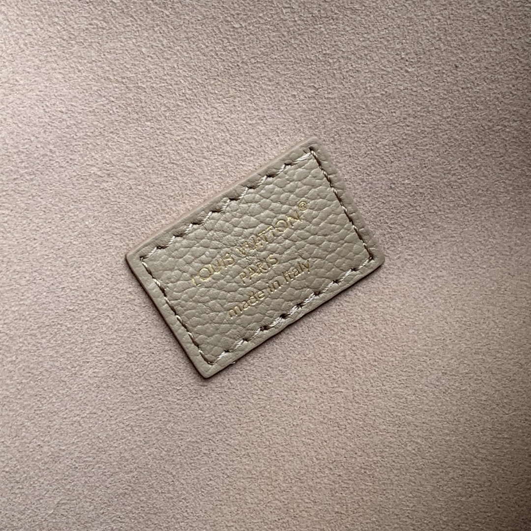 LV M14973 Louis Vuitton Anytime Flap Bag Tourterelle Gray