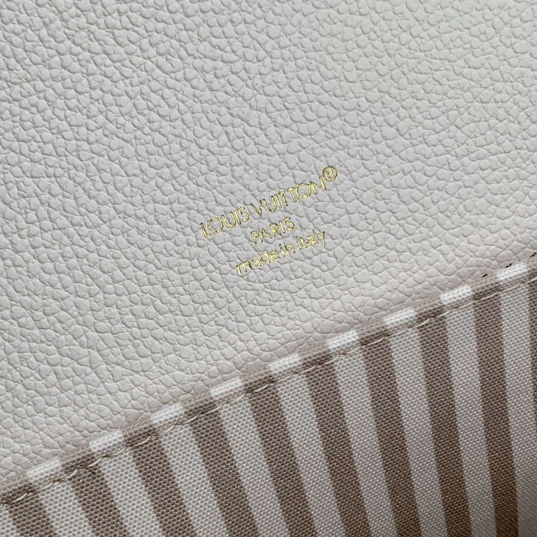 LV M14977 Louis Vuitton Pochette M¨¦tis Bag Eden