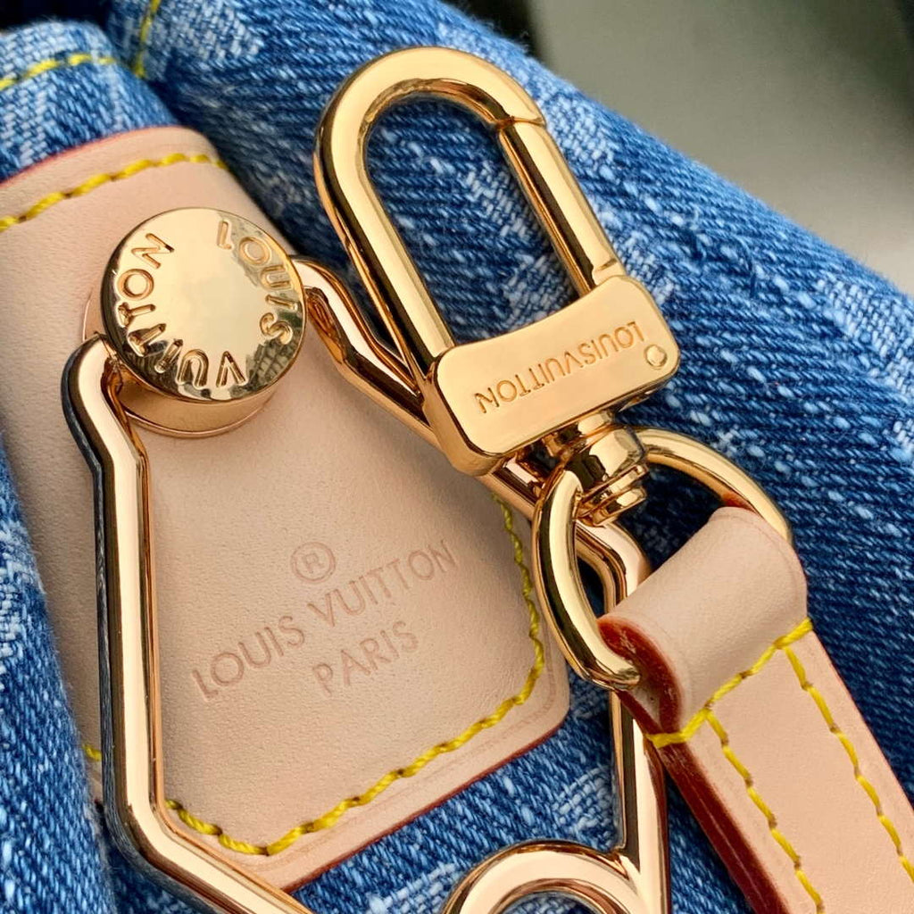 LV M14978 Louis Vuitton LV x TM Coussin PM Bag