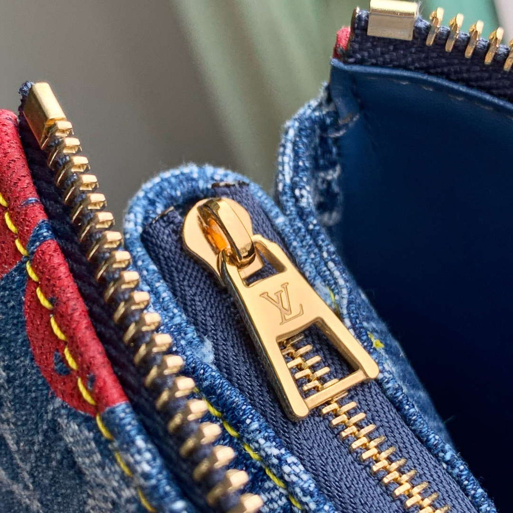 LV M14978 Louis Vuitton LV x TM Coussin PM Bag