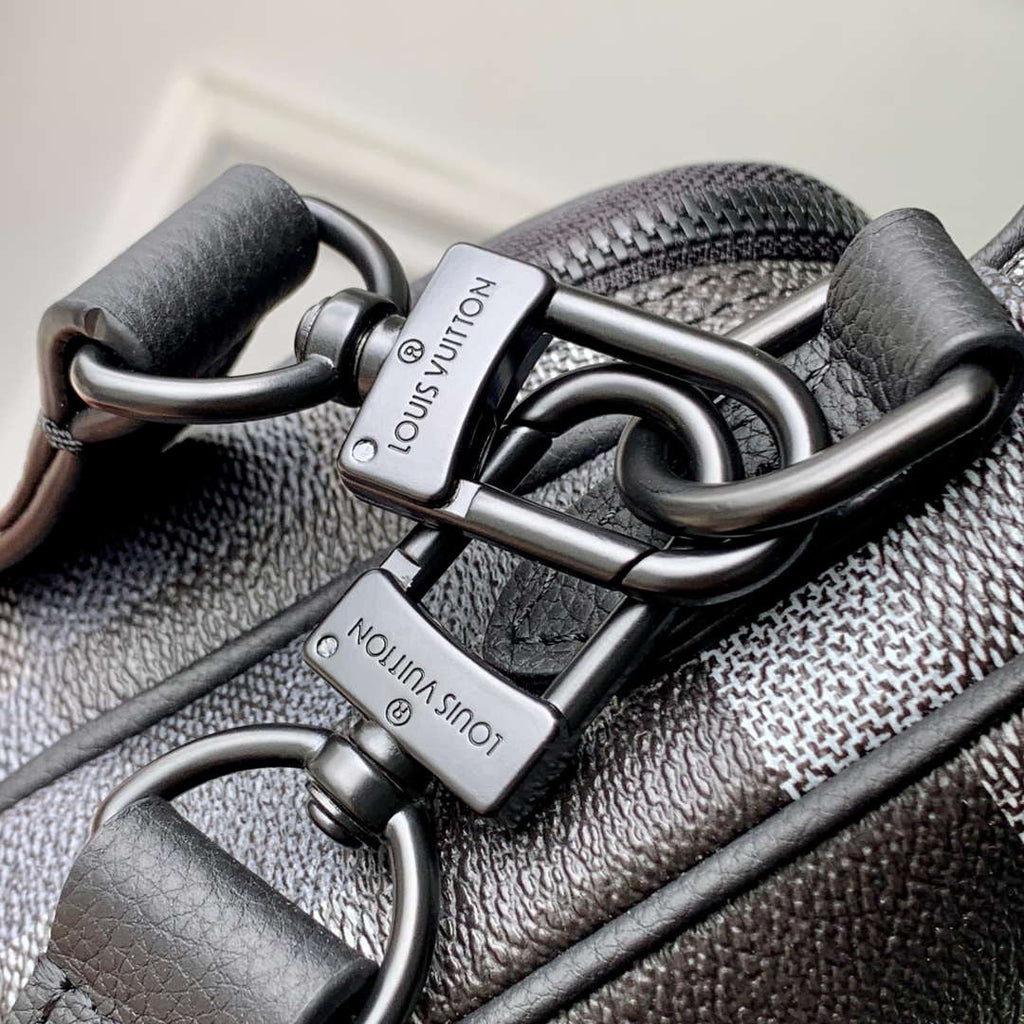 LV M14988 Louis Vuitton Nil Messenger Bag Black
