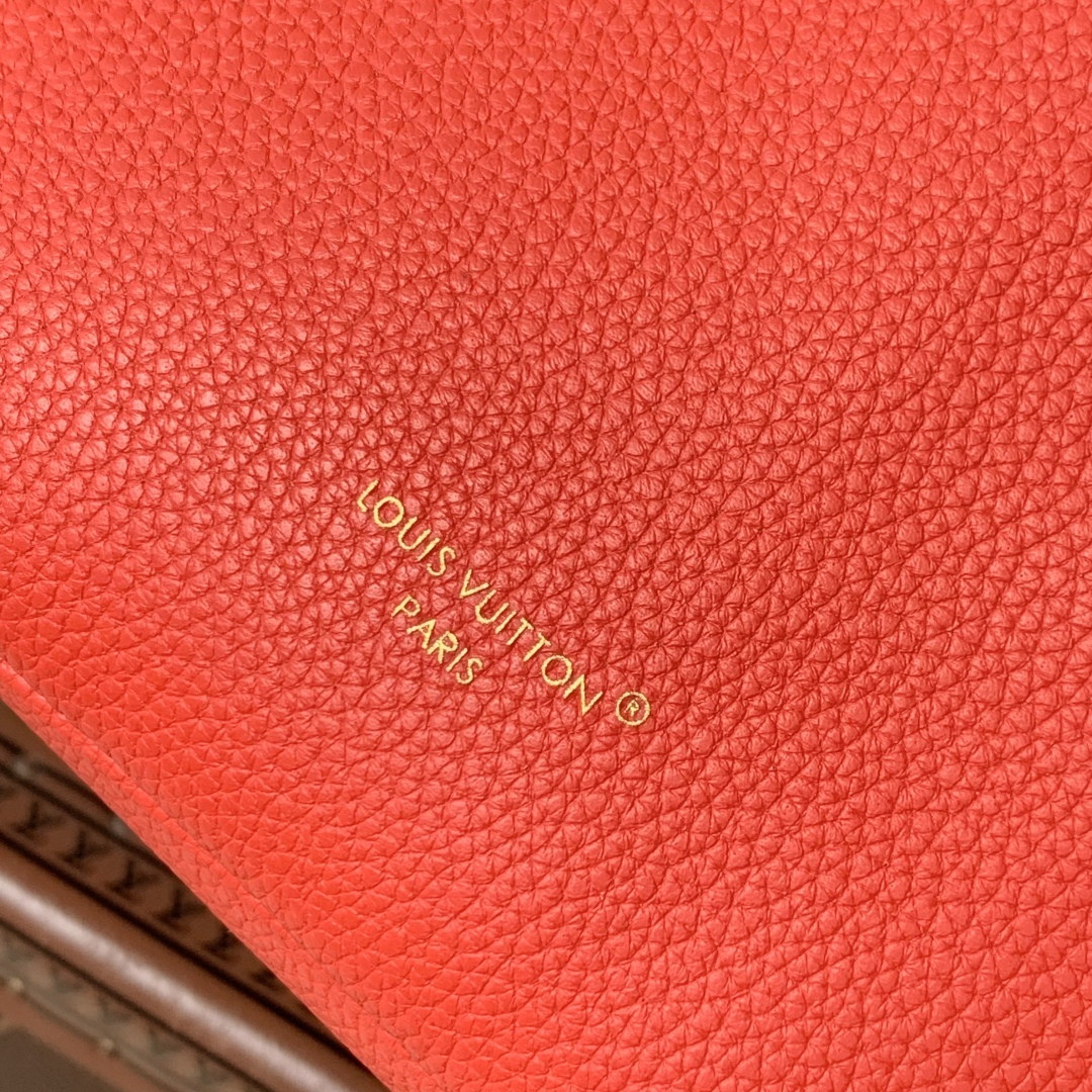 LV M14997 Louis Vuitton LV x TM Neverfull Inside Out BB Bag