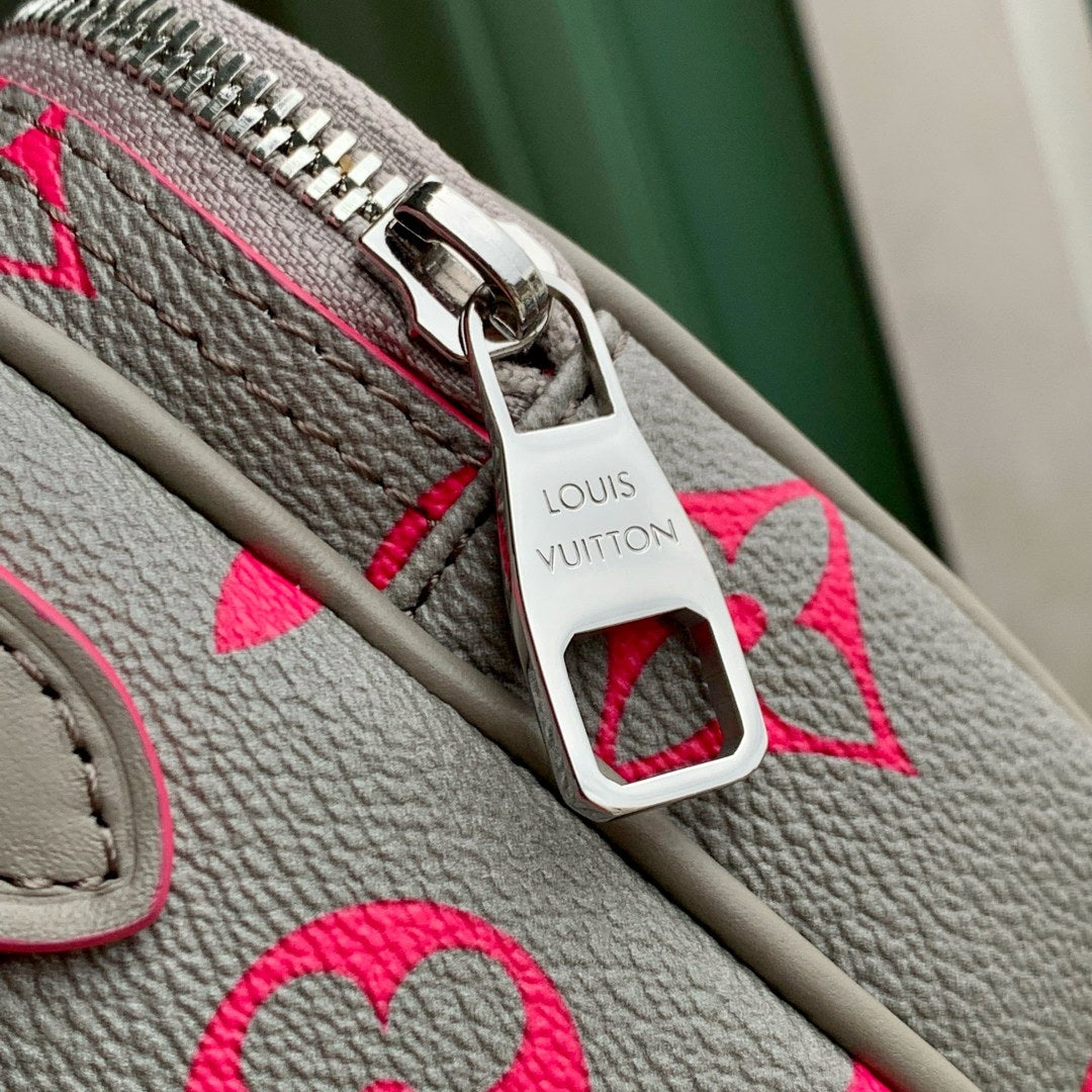 LV M15024 Louis Vuitton Nil Messenger Bag Grey/Pink