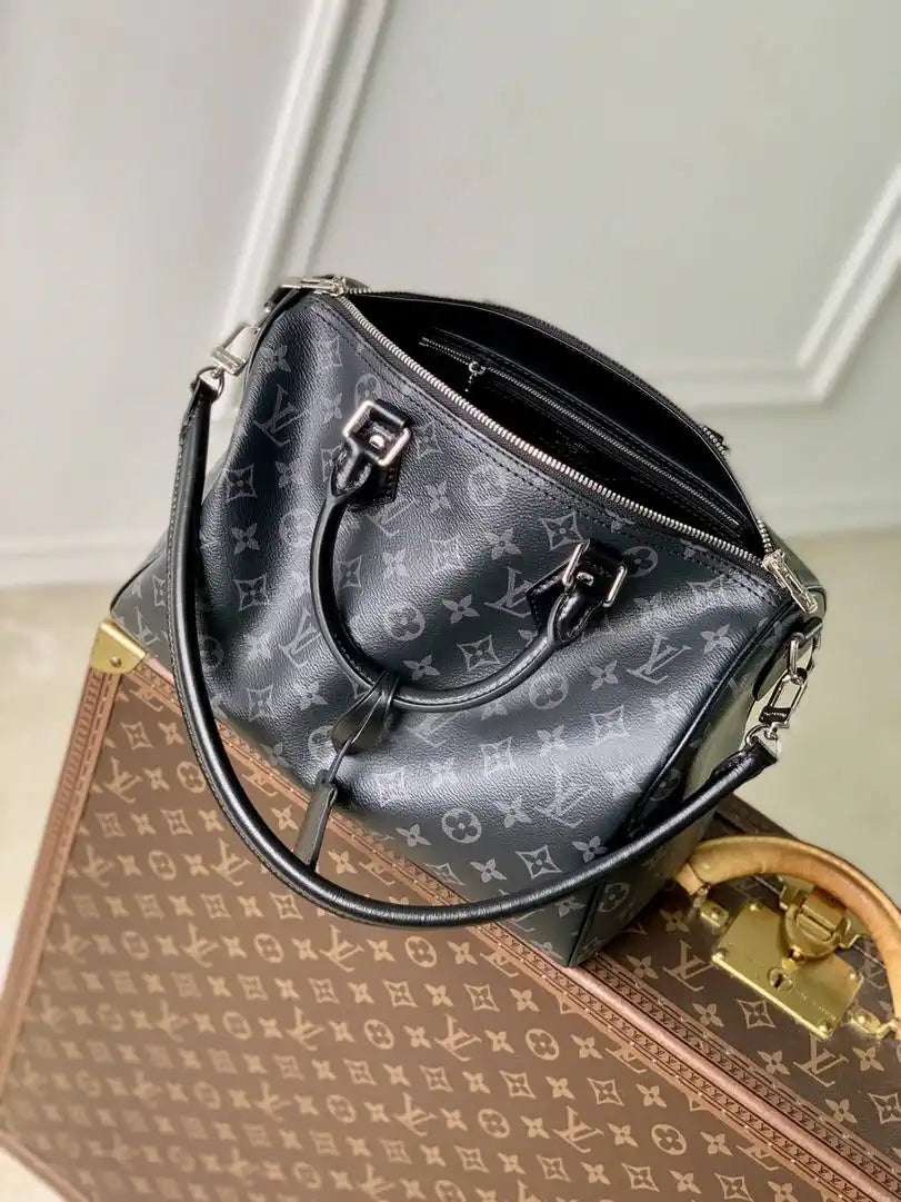 LV M15102 Louis Vuitton LV x TM Speedy Soft 30 Bag Monogram Eclipse