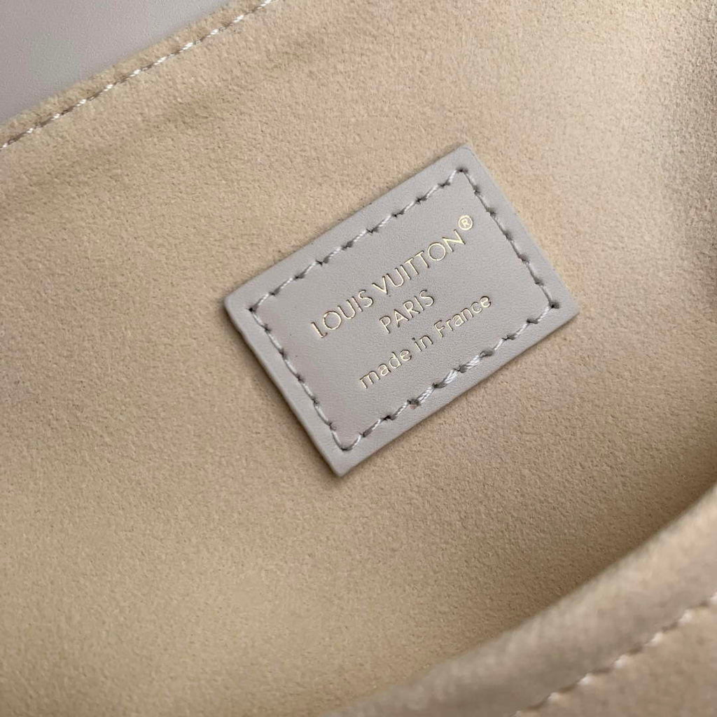 LV M15113 Louis Vuitton Backup Backpack Dream Cream