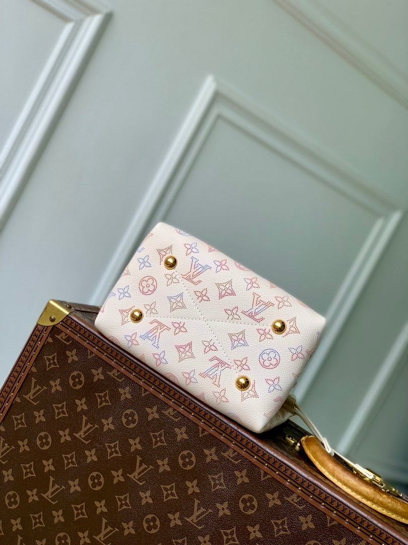 LV M15114 Louis Vuitton Bella Handbag Dream Cream