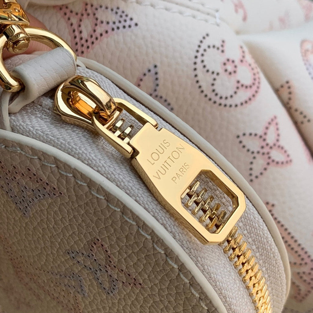 LV M15114 Louis Vuitton Bella Handbag Dream Cream