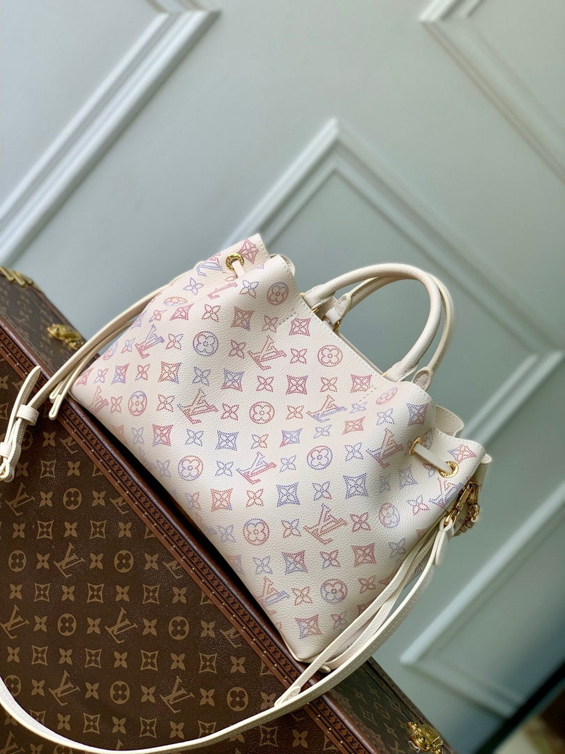 LV M15116 Louis Vuitton Bella Tote Bag Dream Cream