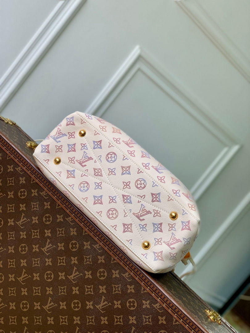 LV M15116 Louis Vuitton Bella Tote Bag Dream Cream