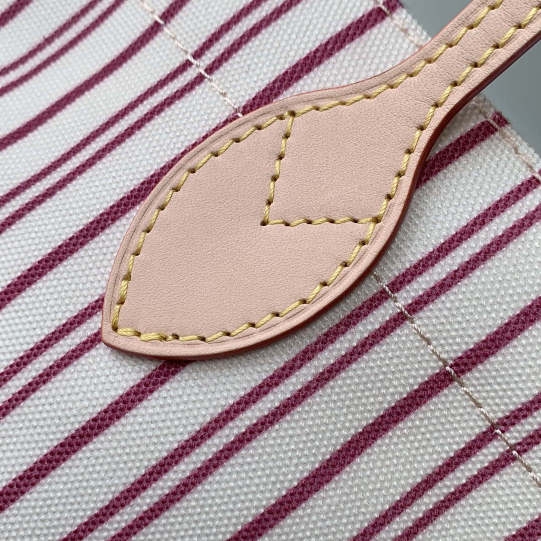 LV M15121 Louis Vuitton Carry It Bag Beige/Plum