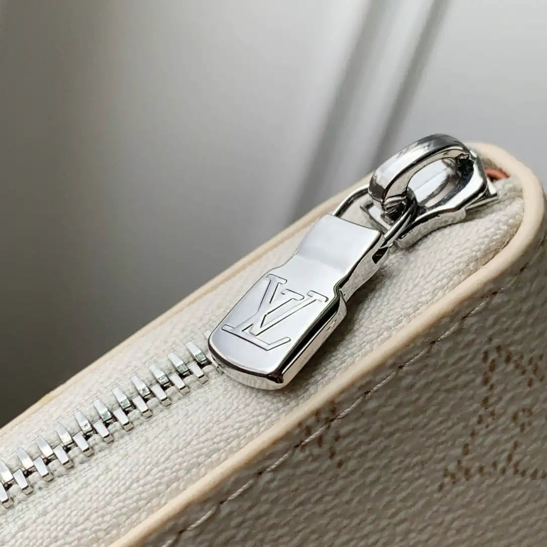 LV M15157 Louis Vuitton Zippy Wallet White Monogram Eclipse