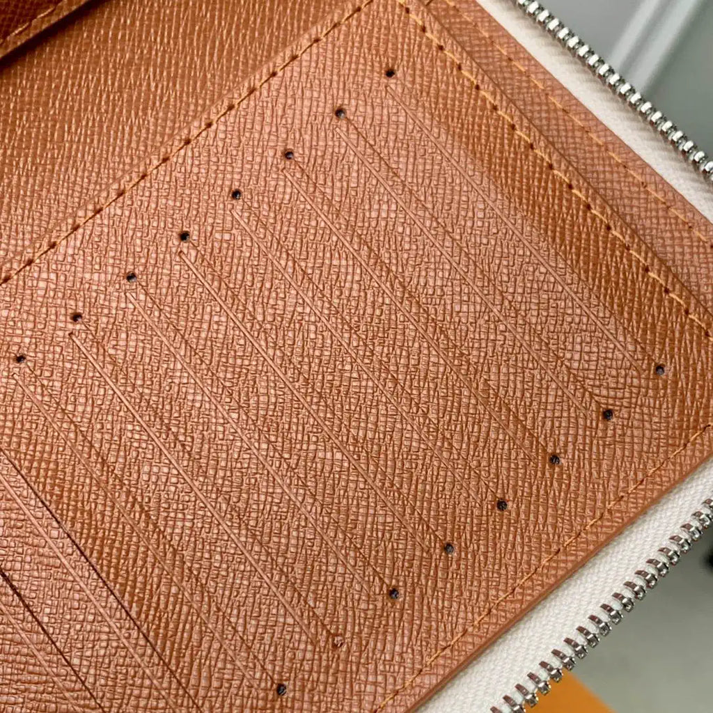 LV M15157 Louis Vuitton Zippy Wallet White Monogram Eclipse