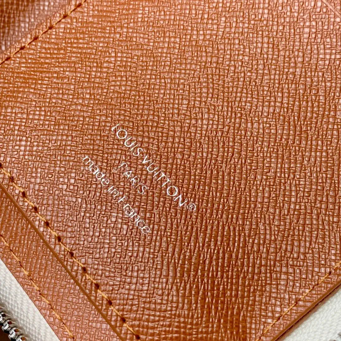 LV M15157 Louis Vuitton Zippy Wallet White Monogram Eclipse