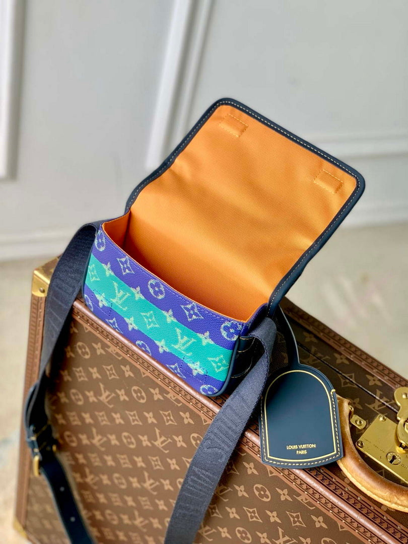 LV M15173 Louis Vuitton Bosphore Wearable Wallet Blue Stripes