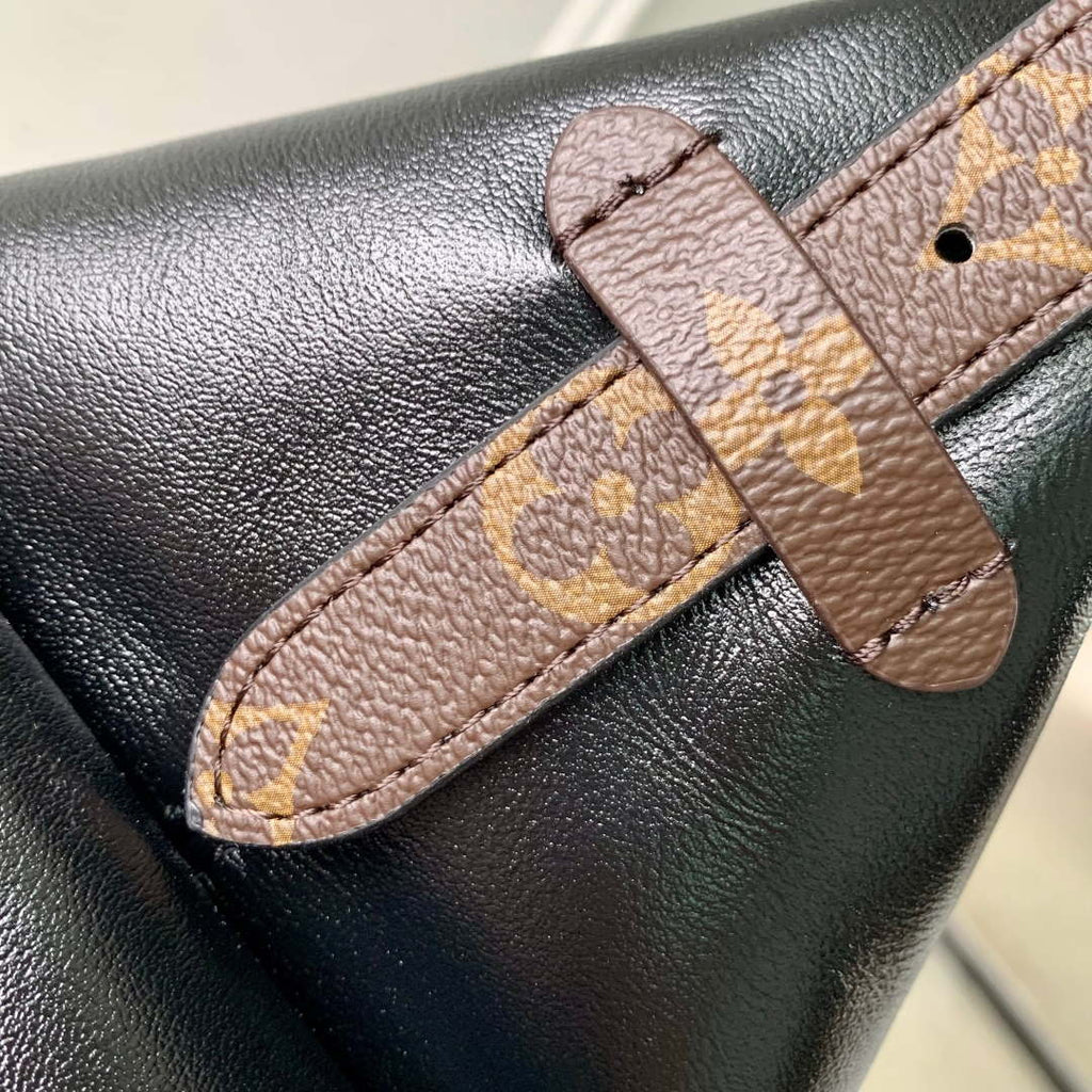 LV M15175 Louis Vuitton Carry All Travel Bag Black