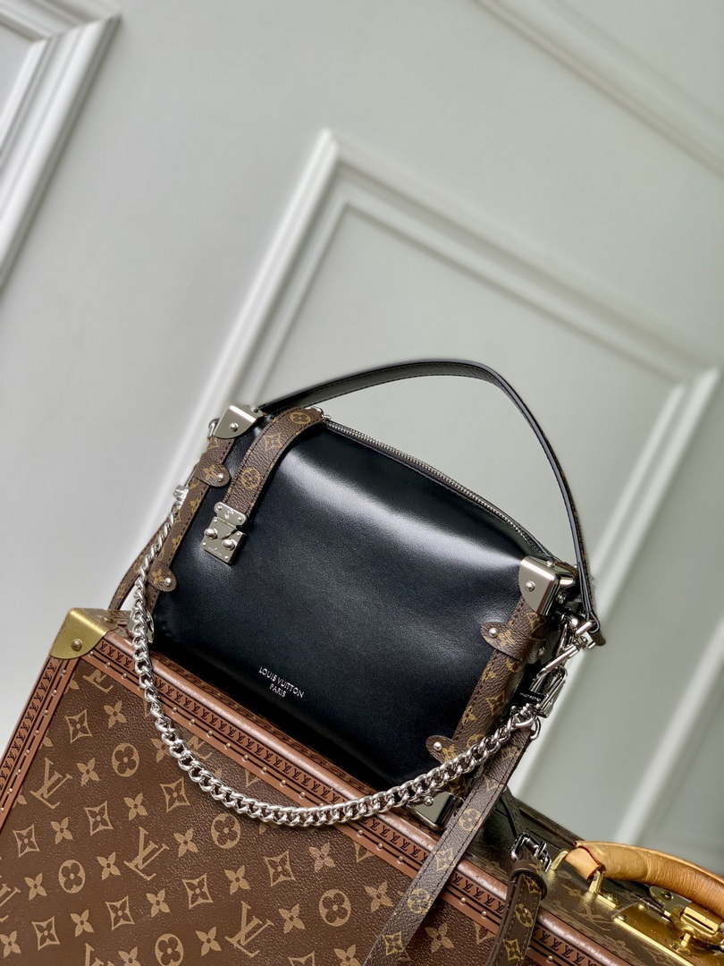 LV M15195 Louis Vuitton Side Trunk Vibe MM Bag Black