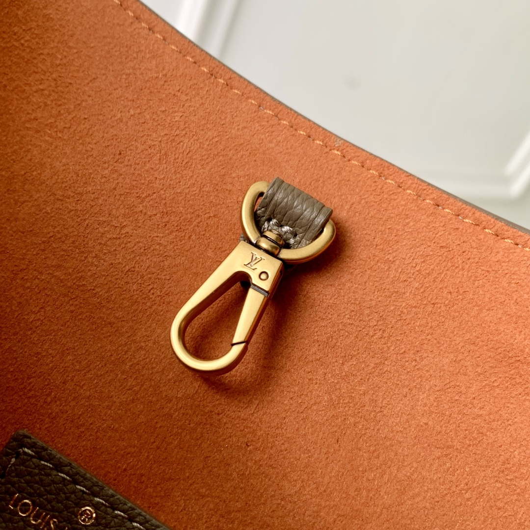 LV M15205 Louis Vuitton Low Key Hobo PM Bag Smoke