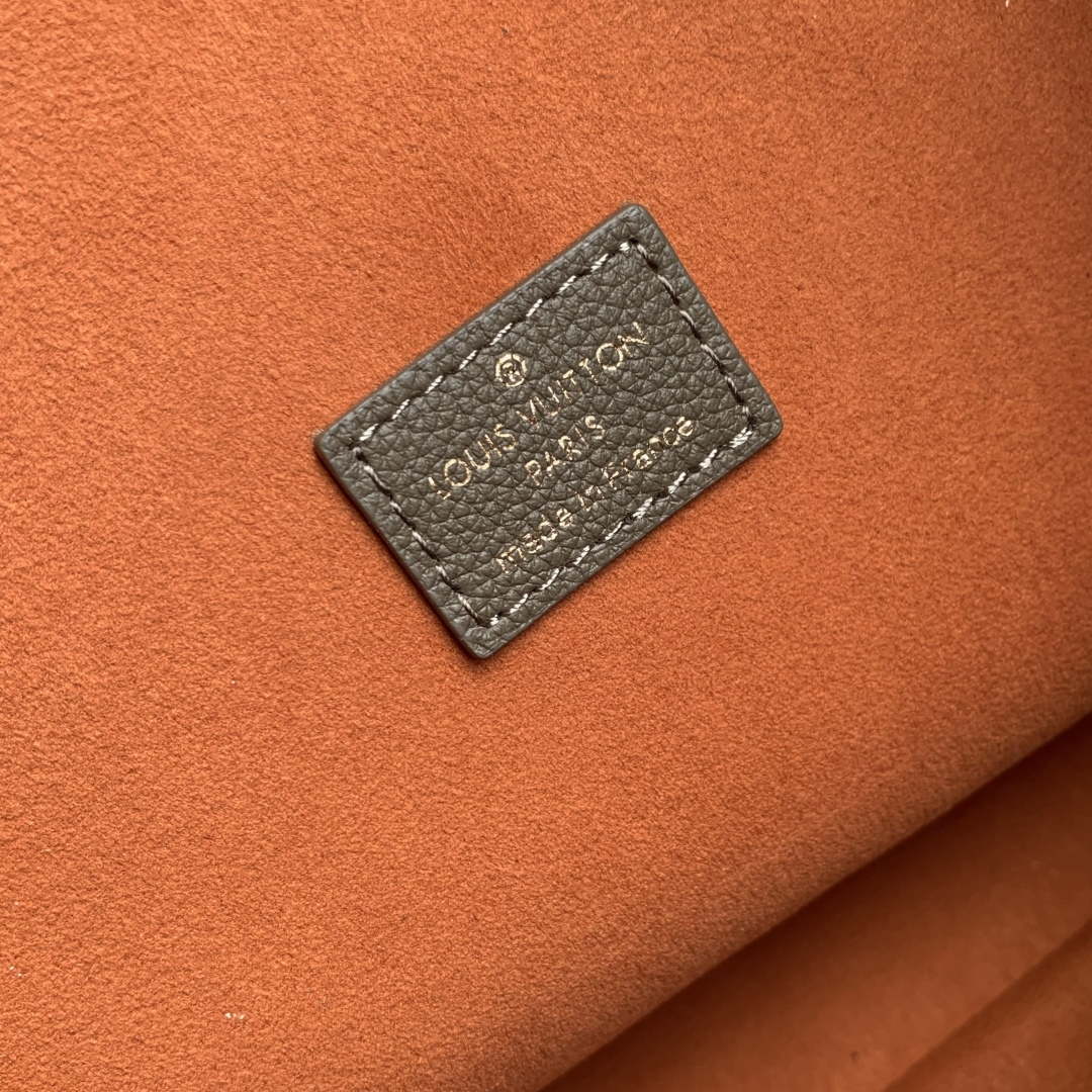 LV M15205 Louis Vuitton Low Key Hobo PM Bag Smoke