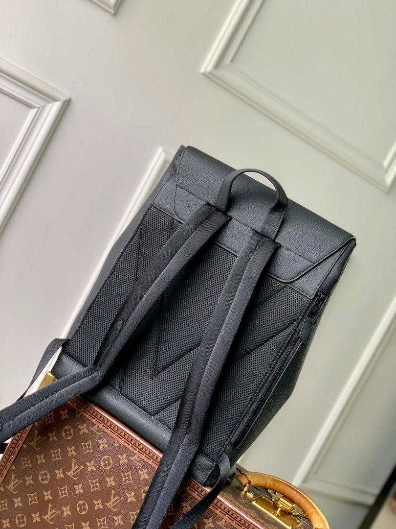 LV M15262 Louis Vuitton Fastline Backpack Black