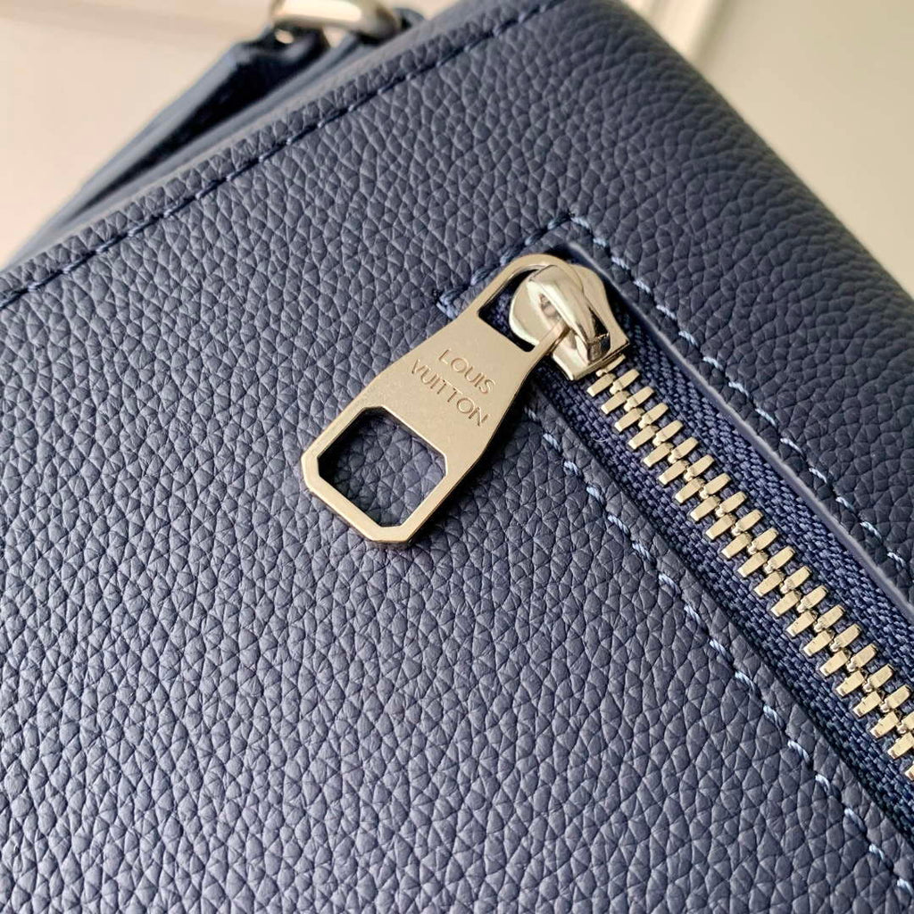 LV M15267 Louis Vuitton Speed Messenger Bag Navy Blue