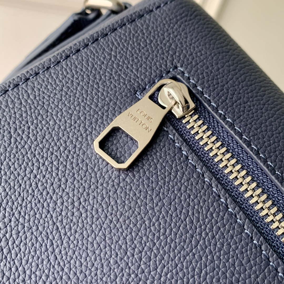 LV M15267 Louis Vuitton Speed Messenger Bag Navy Blue
