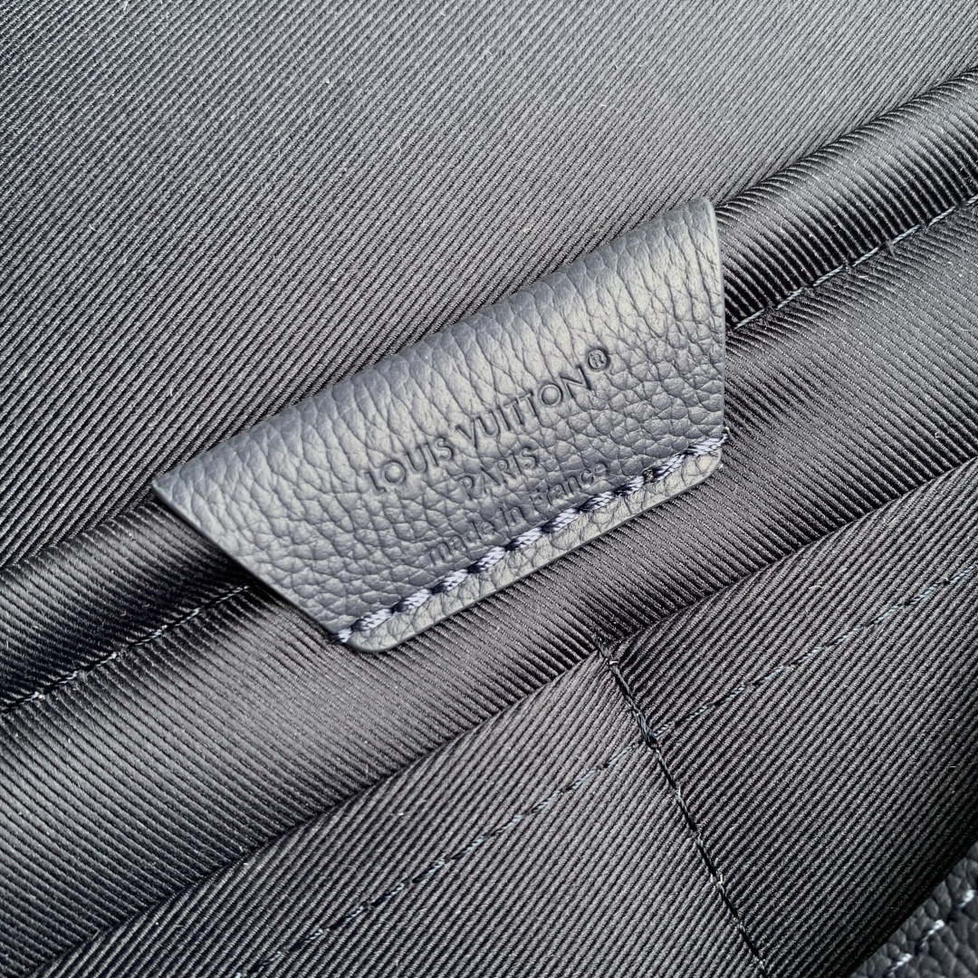 LV M15267 Louis Vuitton Speed Messenger Bag Navy Blue