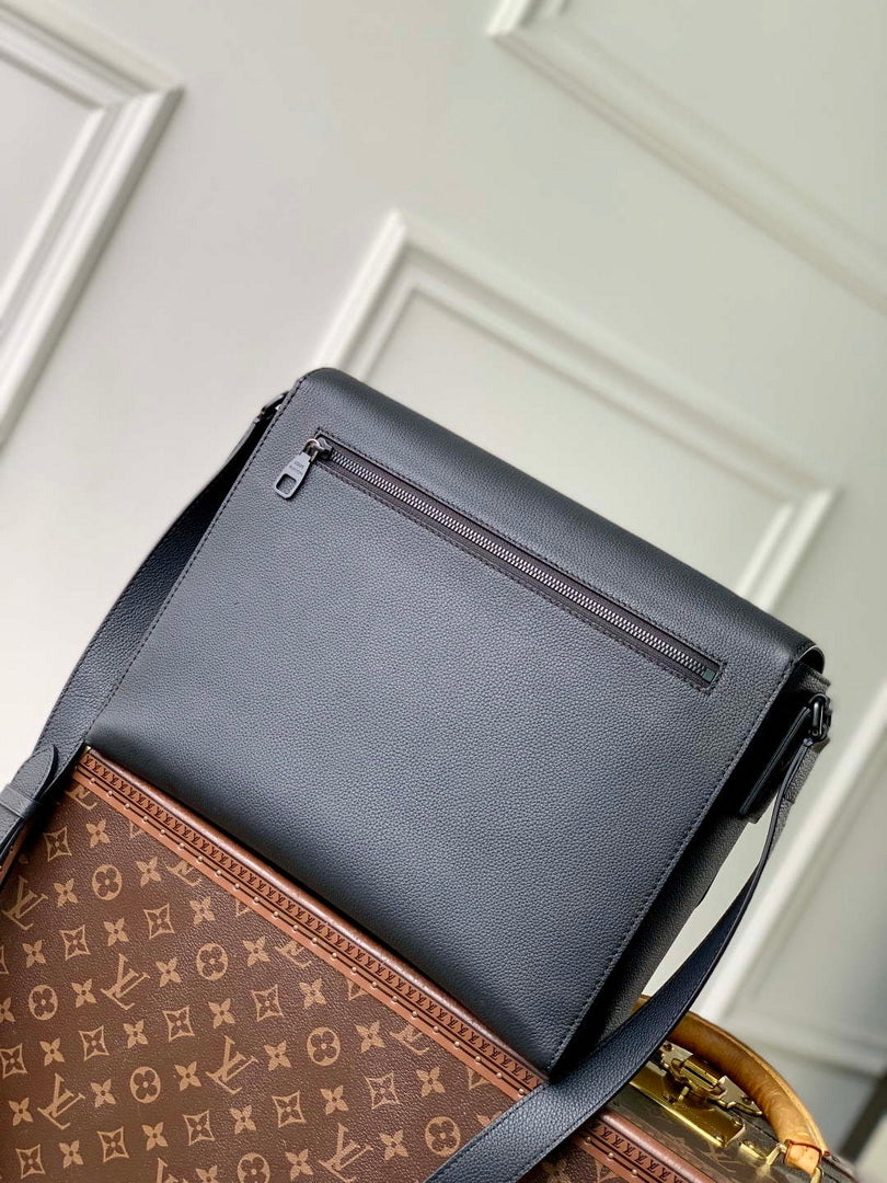 LV M15268 Louis Vuitton Speed Messenger Bag Black