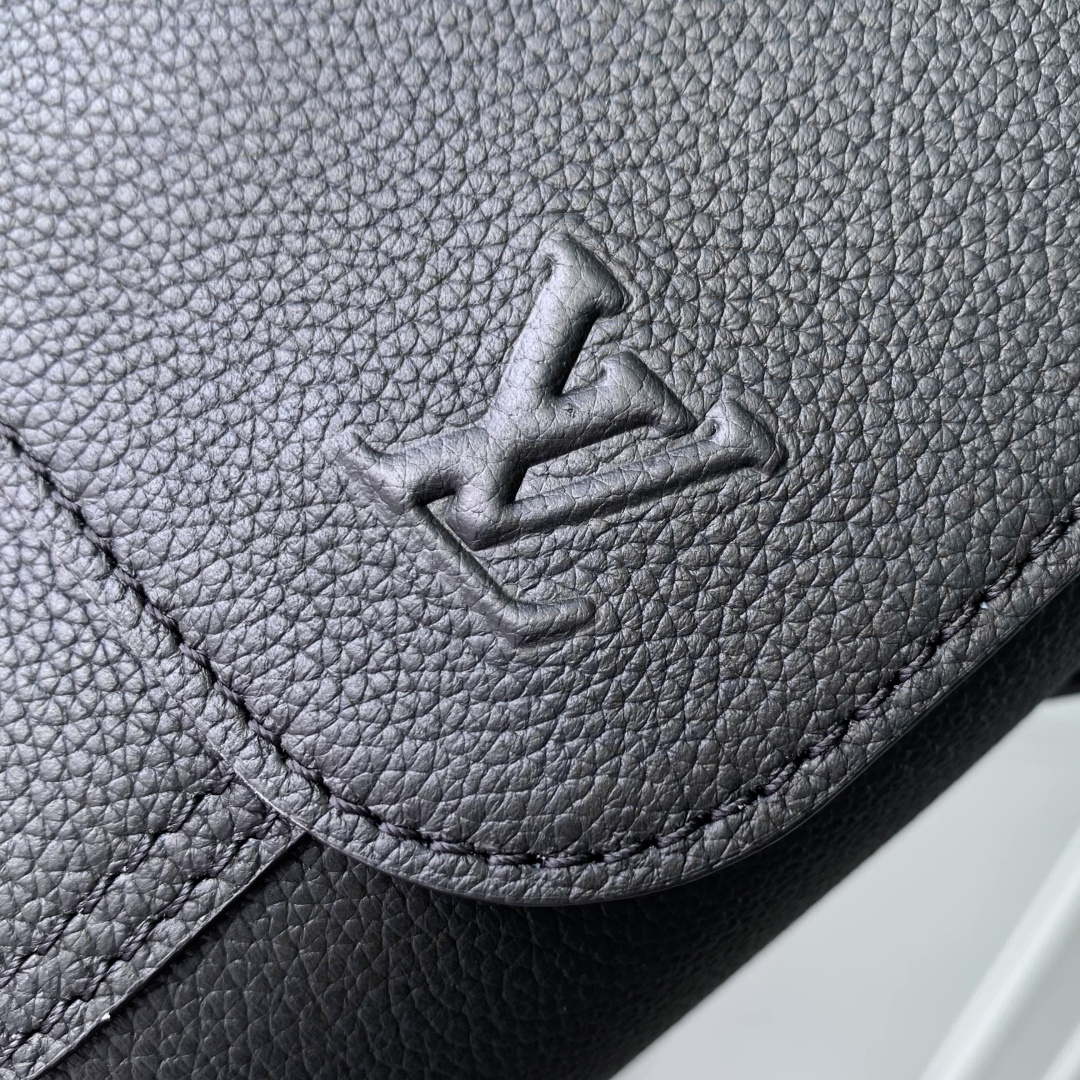 LV M15268 Louis Vuitton Speed Messenger Bag Black