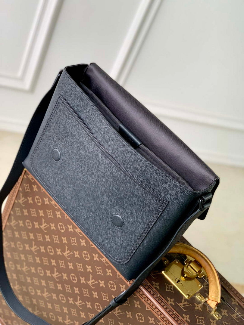 LV M15268 Louis Vuitton Speed Messenger Bag Black