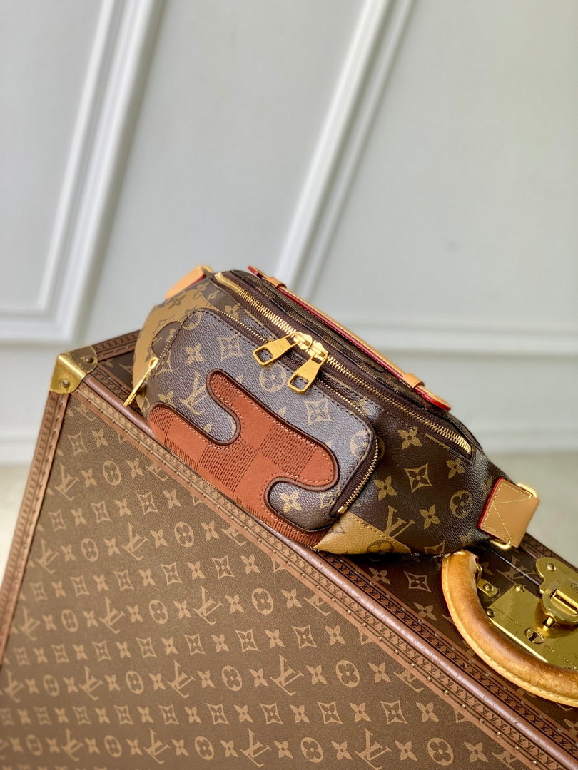 LV M15271 Louis Vuitton Rush Bumbag Brown