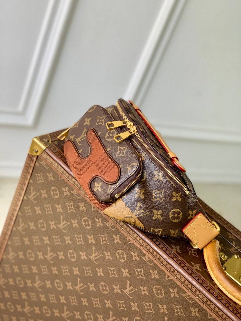 LV M15271 Louis Vuitton Rush Bumbag Brown